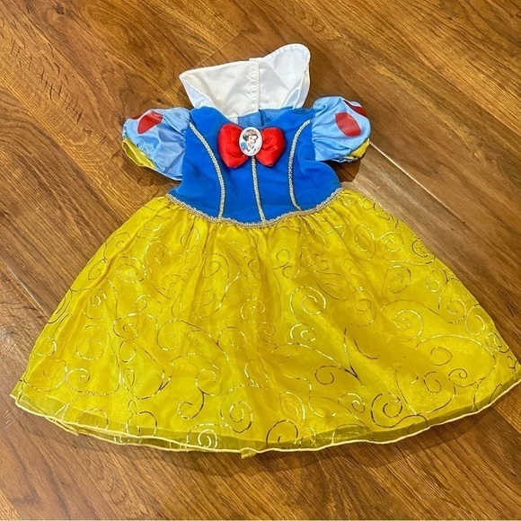 Disney Baby Snow White Costume - Picture 1 of 5